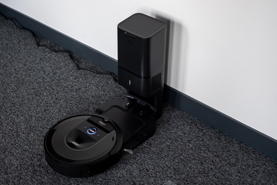 New Irobot Roomba I7+ Robot Vacuum Cleaner Is Displayed For Editorial Purposes.