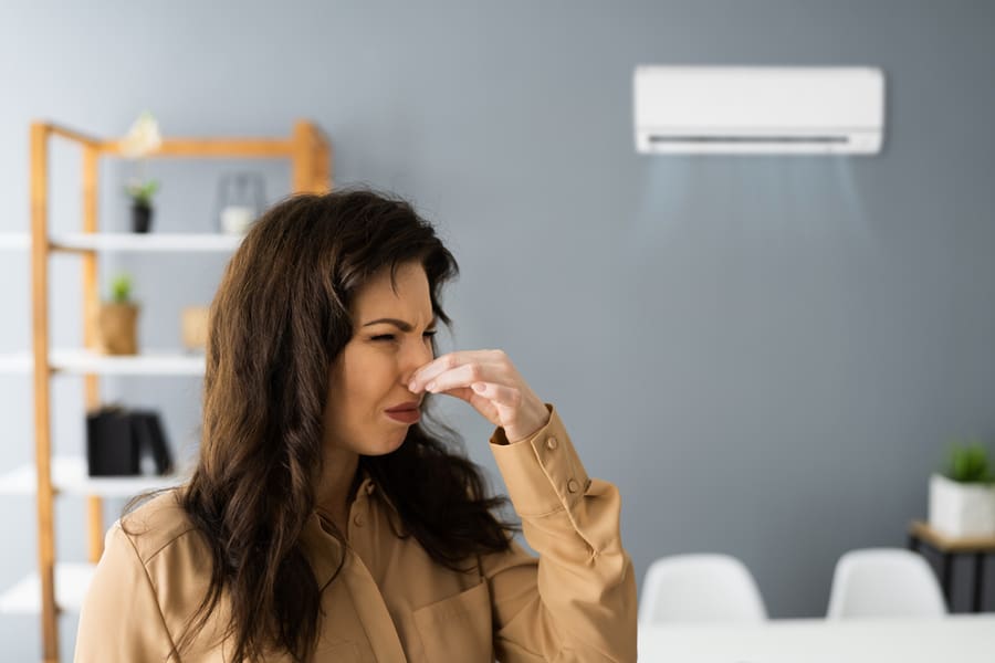 Women Upset Due To Air Conditioner Odor