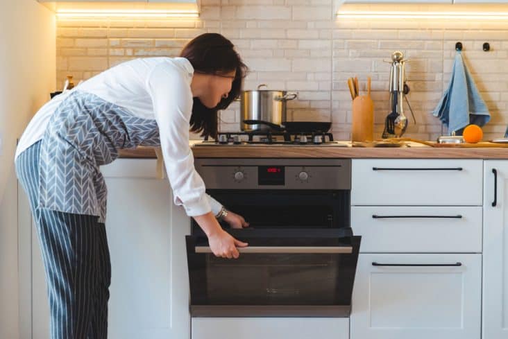 Oven Ringing Why Is My Oven So Loud? | ApplianceTeacher