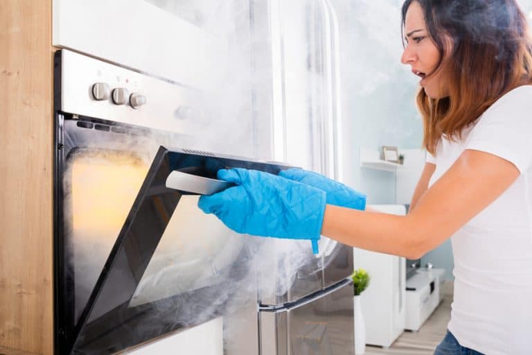 Why Your Oven Keeps Beeping (& How To Stop It) ApplianceTeacher