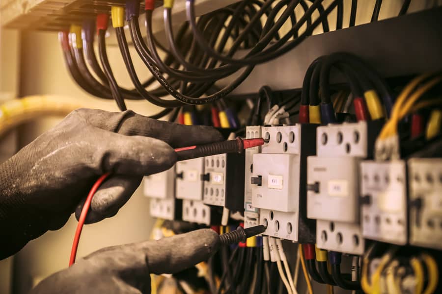 Test The Amperage Of The Circuit Breaker