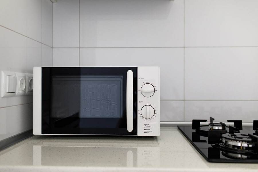 Things To Do When Your Microwave Is Leaking Water