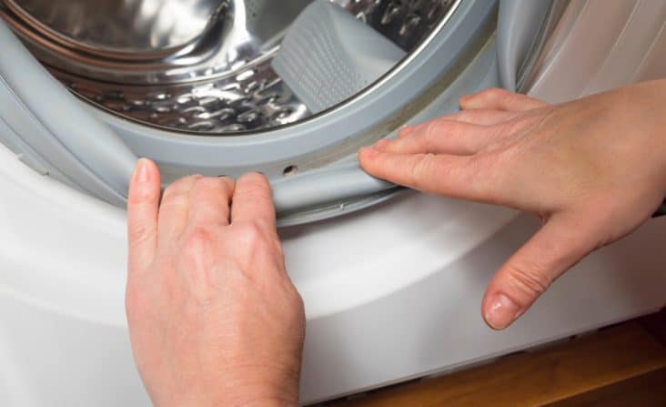 How to Clean Washing Machine Gasket Quickly and Effectively