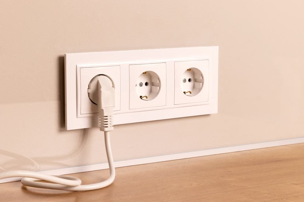 Electrical Outlet 6