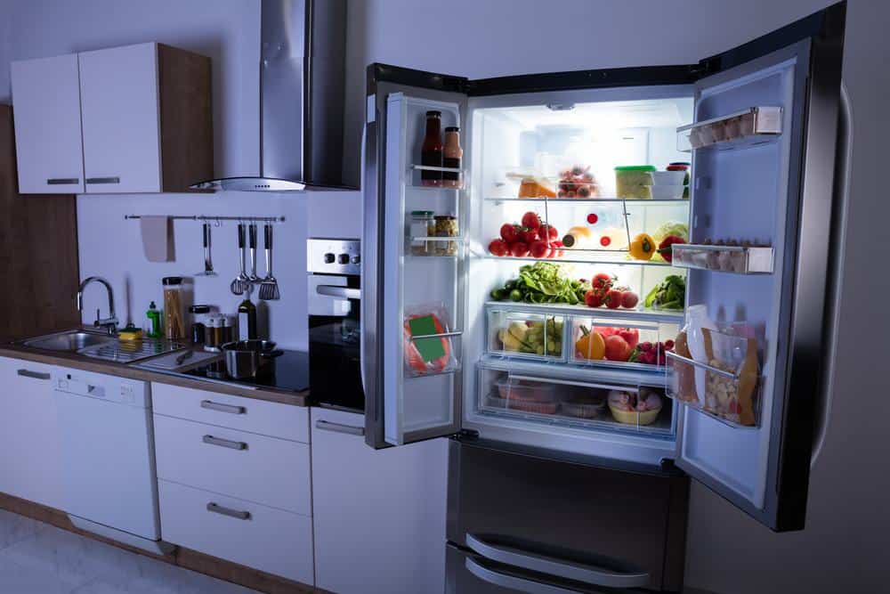 Refrigerator 22